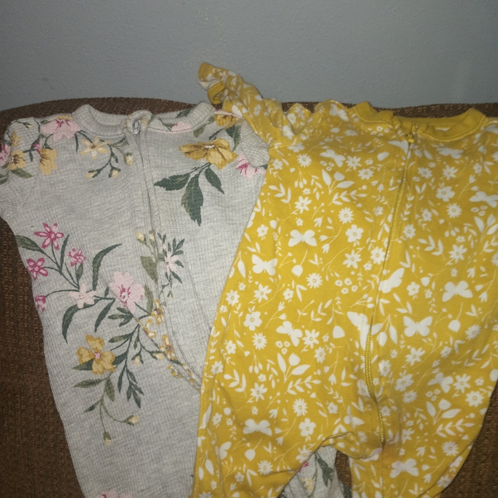 Old Navy sleeper lot